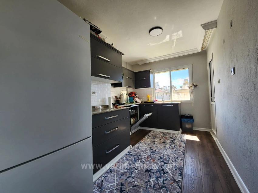 3+1 Wohnung Zum Verkauf In Ürkmez, Mittlere Etage Mit Aufzug Im Stadtzentrum