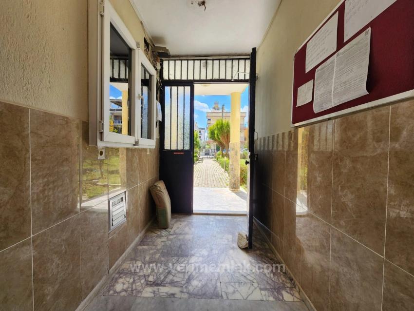 3+1 Wohnung Zum Verkauf In Ürkmez, Mittlere Etage Mit Aufzug Im Stadtzentrum