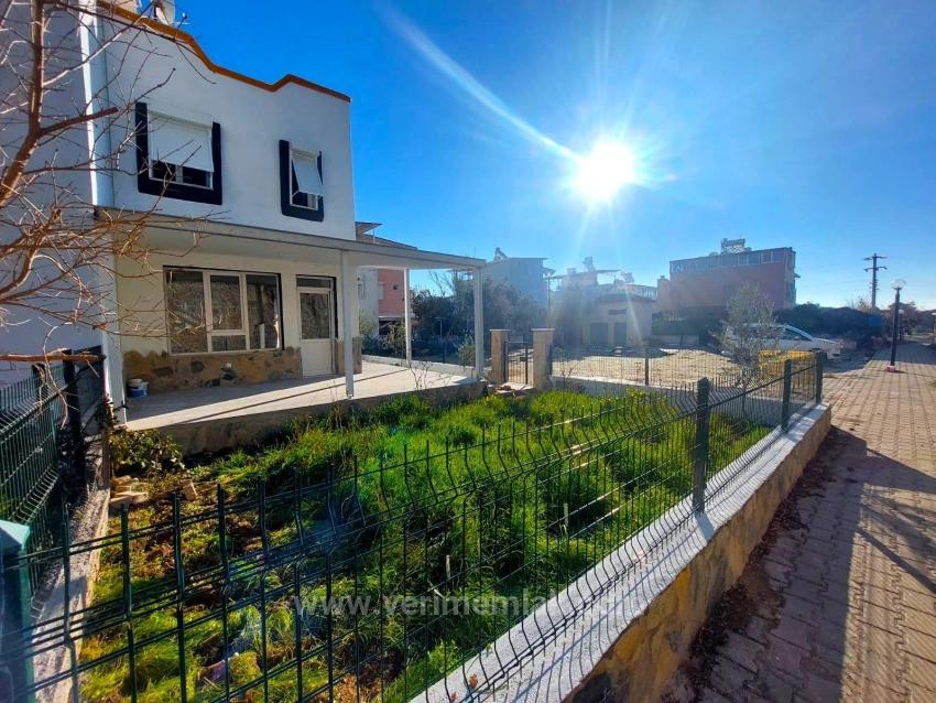 3+1 Sommerhaus Zum Verkauf Mit Garten Im Atatürk-Viertel, Izmir Seferihisar, 130 M2
