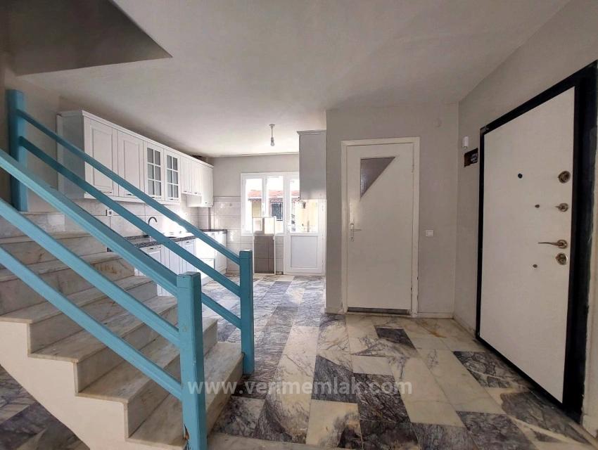 3+1 Sommerhaus Zum Verkauf Mit Garten Im Atatürk-Viertel, Izmir Seferihisar, 130 M2