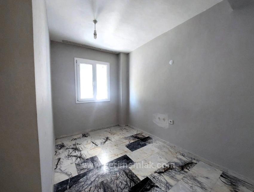 3+1 Sommerhaus Zum Verkauf Mit Garten Im Atatürk-Viertel, Izmir Seferihisar, 130 M2