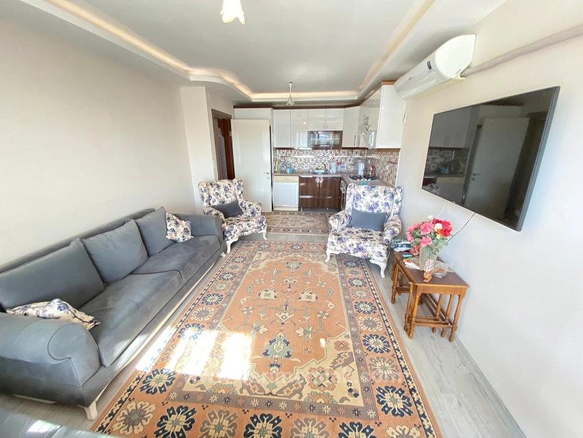 2+1 Wohnung Zum Verkauf Im Zentrum Von Ürkmez, 350 Meter Vom Meer Entfernt