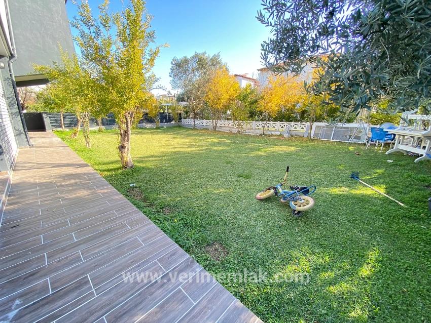 4+1-Zimmer Villa Zu verkaufen in Cumhuriyet Bz. Seferihisar Doğanbey - 307 m²