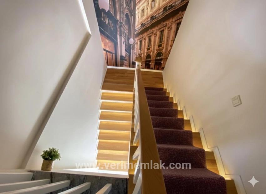 3+2-Zimmer Villa Zu verkaufen in Kavakdere Bz. Seferihisar - 550 m²