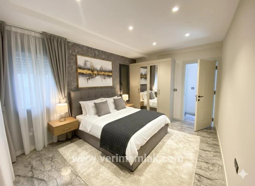 3+2-Zimmer Villa Zu verkaufen in Kavakdere Bz. Seferihisar - 550 m²