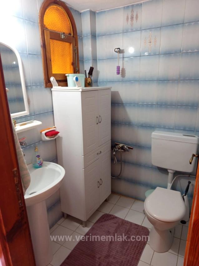 3+1 Villa Zum Verkauf In Doğanbey, In Einer Anlage Am Meer Mit Swimmingpool