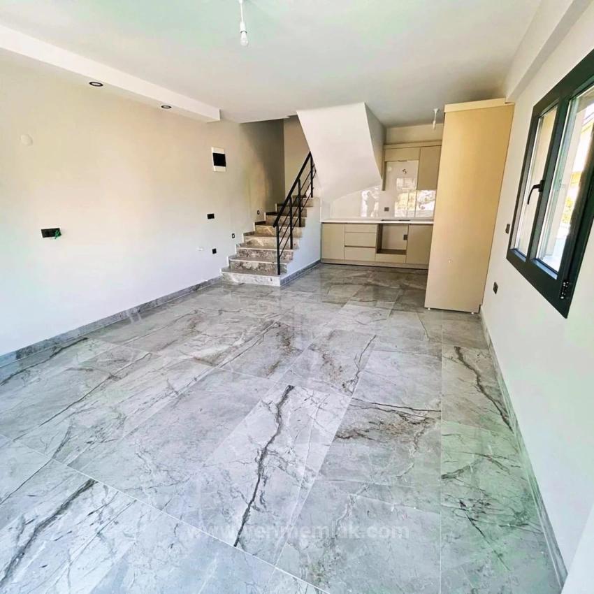 3+1 Villa Zum Verkauf Im Zentrum Von Özderede Çarşı, Vorderseite, Bezugsfertig!!