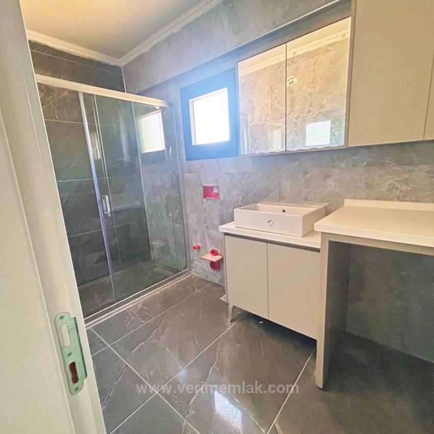 3+1 Villa Zum Verkauf Im Zentrum Von Özderede Çarşı, Vorderseite, Bezugsfertig!!