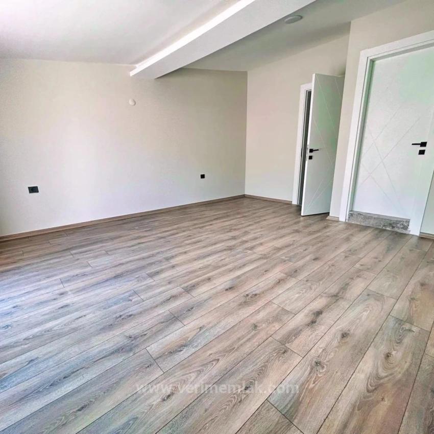 3+1 Villa Zum Verkauf Im Zentrum Von Özderede Çarşı, Vorderseite, Bezugsfertig!!