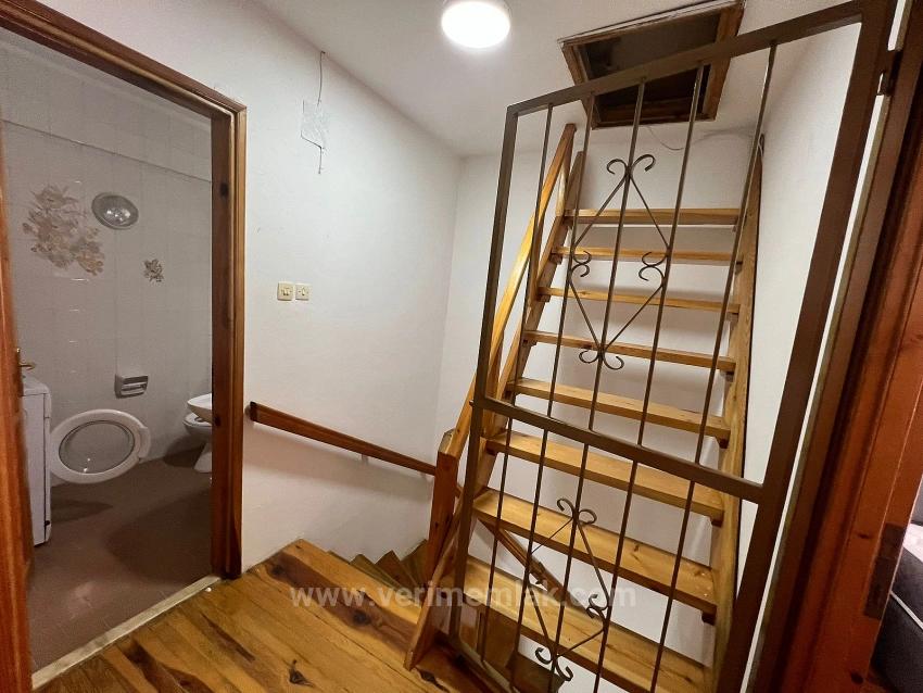 3+1 Villa Zum Verkauf In Einer Bewachten Wohnanlage Am Meer In Ürkmz