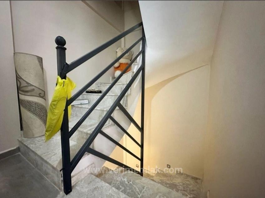 2+1 Villa Zum Verkauf In Seferihisar Payamlı, In Meeresnähe, Mit Großem Garten