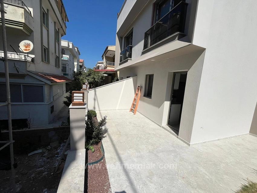 Özdere Çukuralaltı Zentrale Lage 3+1 Sommerhaus Zum Verkauf Mit Parkplatz