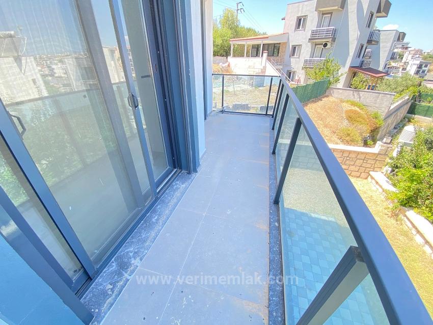 Vollständig Freistehende 3+2-Villa In Meeresnähe, Entworfen Mit Moderner Architektur In Seferihisar Akarca