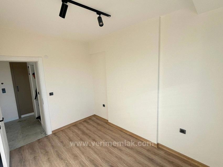 1+1-Apartment Mit Aufzug, 400 Meter Vom Meer Entfernt In Gümüldür