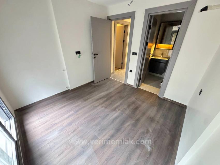 Luxuriöse 3+1 Privatvilla Mit Pool Am Meer In Özdere