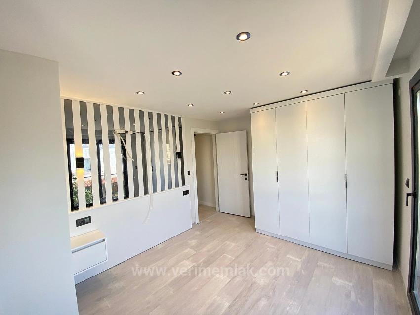 Luxuriöse 3+1-Villa Mit Großem Garten Zum Verkauf In Özdere Ortamahalle