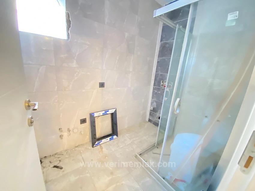 Luxuriöse, Brandneue 2+1-Wohnung In Zentraler Lage In Ürkmez Zu Verkaufen.