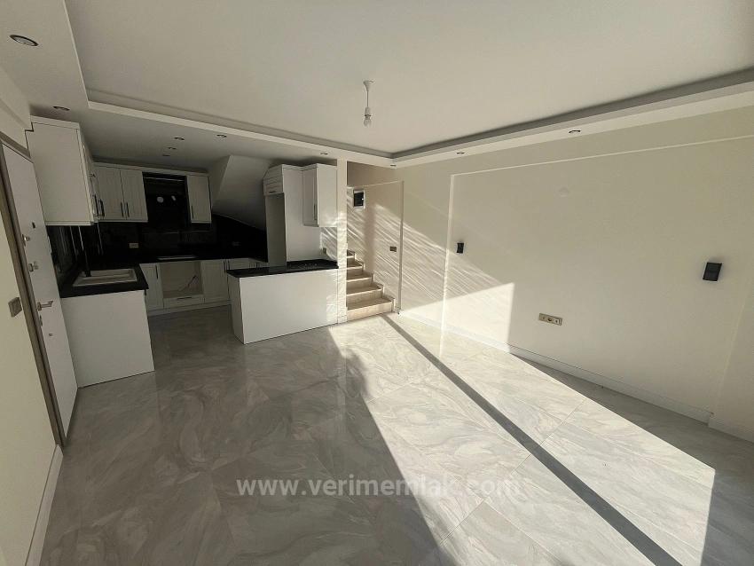 3+1 Villa Zum Verkauf In Izmir Menderes Gümüldür, Nah Am Meer