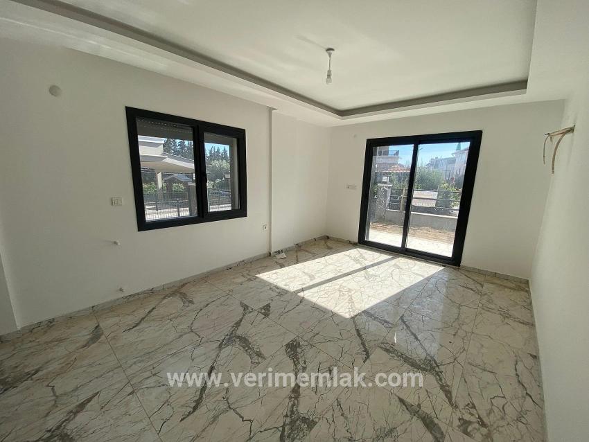 3+1-Zimmer Villa Zu verkaufen in Orta Bz. Menderes Özdere - 150 m²