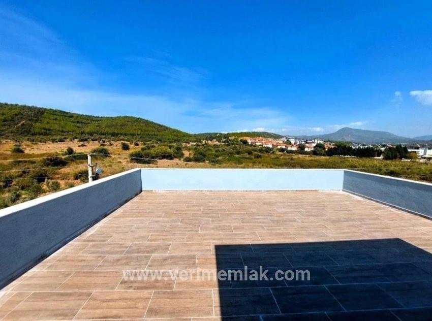 3+1-Zimmer Villa Zu verkaufen in Cumhuriyet Bz. Seferihisar Doğanbey - 300 m²