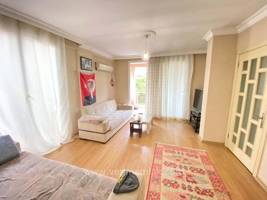 2+1 Wohnung Zum Verkauf In Ürkmez, Seferihisar, İzmir, 100 M Vom Meer Entfernt.