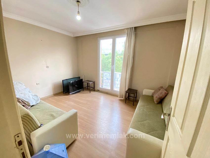 2+1 Wohnung Zum Verkauf In Ürkmez, Seferihisar, İzmir, 100 M Vom Meer Entfernt.