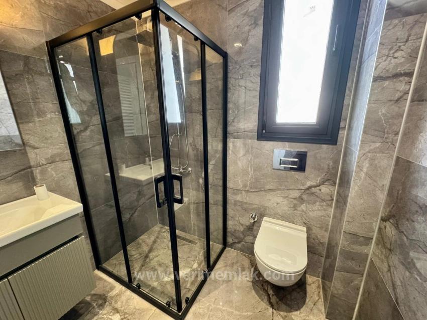 Luxuriöse, Völlig Freistehende 4+1-Villa Mit Pool, Ganz Neu, In Sığacık, Seferihisar.