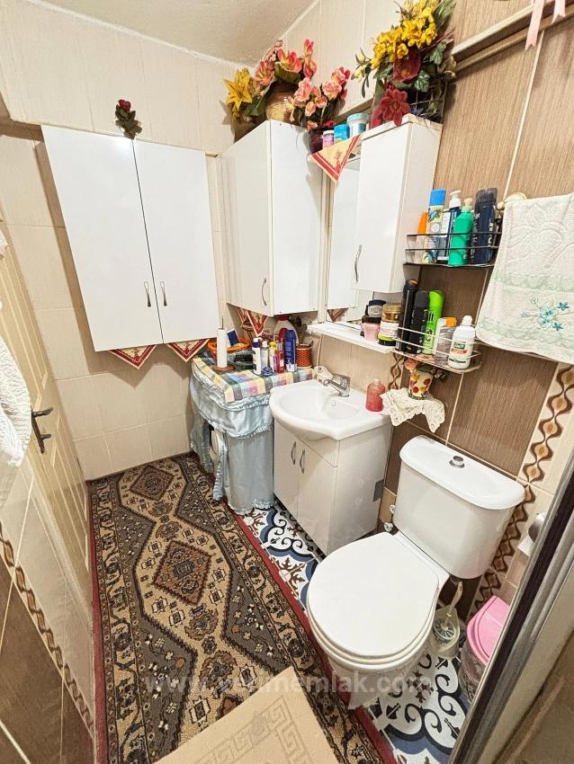 Geräumige 2+1-Wohnung Zum Verkauf In Ürkmez, 200 M Vom Strand Entfernt