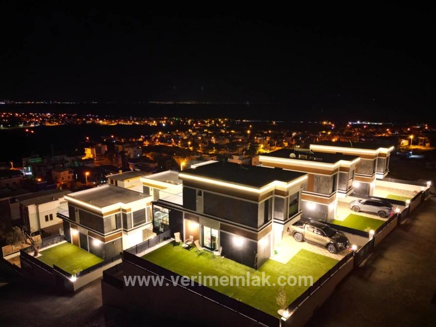 3+1-Zimmer Villa Zu verkaufen in Atatürk Bz. Seferihisar Doğanbey - 300 m²
