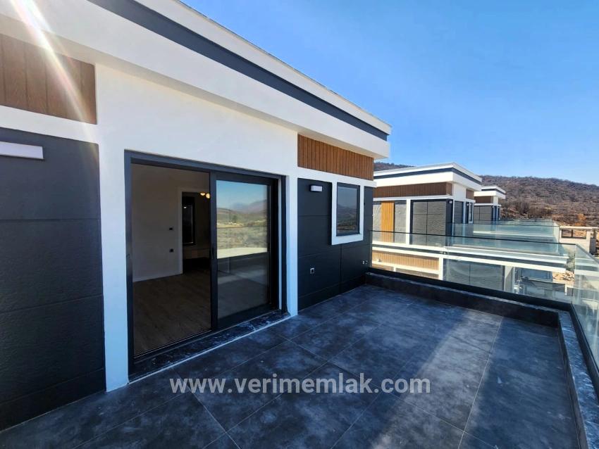 3+1-Zimmer Villa Zu verkaufen in Atatürk Bz. Seferihisar Doğanbey - 300 m²