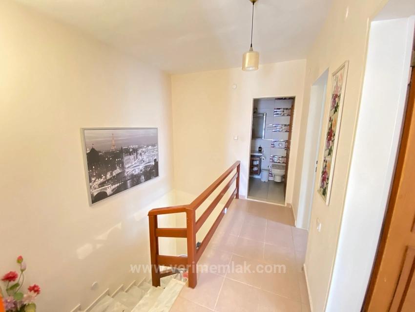 Freistehende, Komfortable 3+1-Zimmer-Villa Mit Pool Und Sicherheitssystem In Seferihisar Erdem Tur Site Zu Verkaufen.