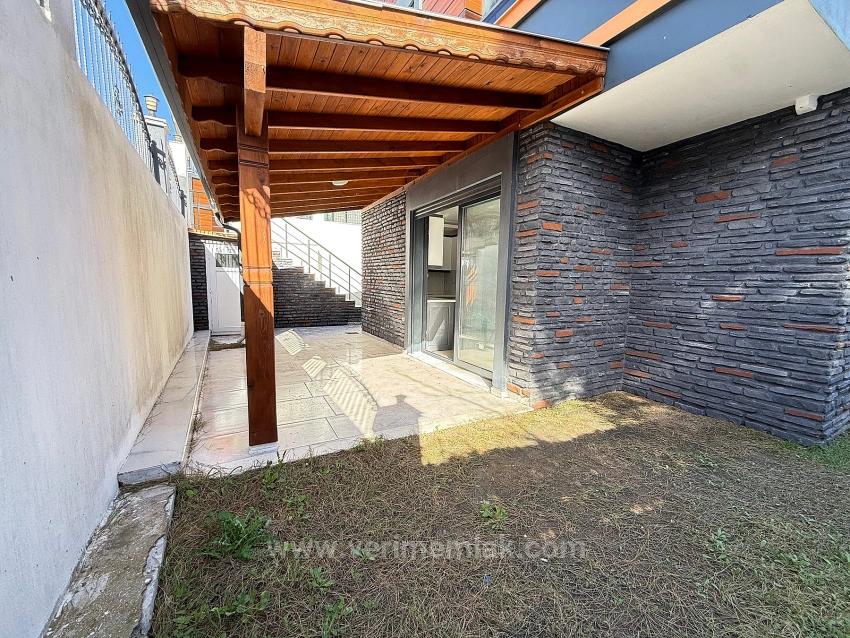 Ultraluxuriöse 4+1-Villa Mit Vollem Meerblick, 650 M Vom Meer Entfernt In Seferihisar!