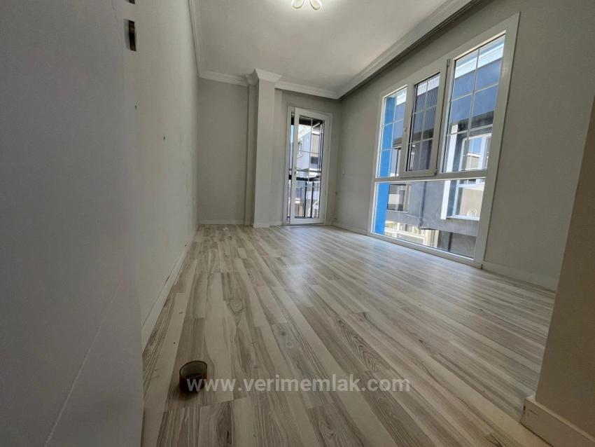 Modern Gestaltete, Sichere Freistehende 3+1-Villa In Seferihisar Payamlı!