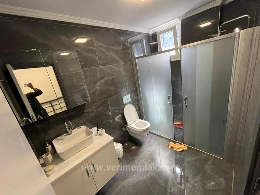 Modern Gestaltete, Sichere Freistehende 3+1-Villa In Seferihisar Payamlı!