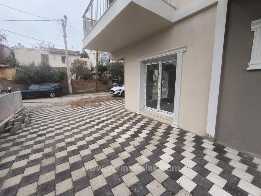 Wohnung Zum Verkauf Im Bezirk Menderes Fevzi Çakmak, Wo Blau Und Grün Aufeinandertreffen!