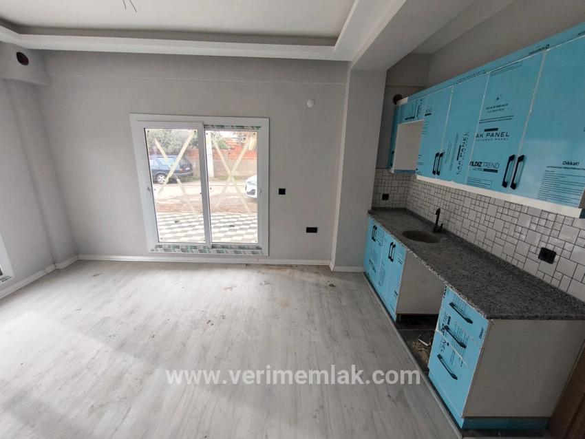1+1-Zimmer Appartement Zu verkaufen in Gümüldür Fevzi Çakmak Bz. Menderes Gümüldür - 65 m²