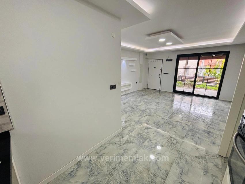 Moderne Und Freistehende 3+1 Villa Zum Verkauf In Seferihisar Payamlı, 350 M Vom Meer Entfernt.