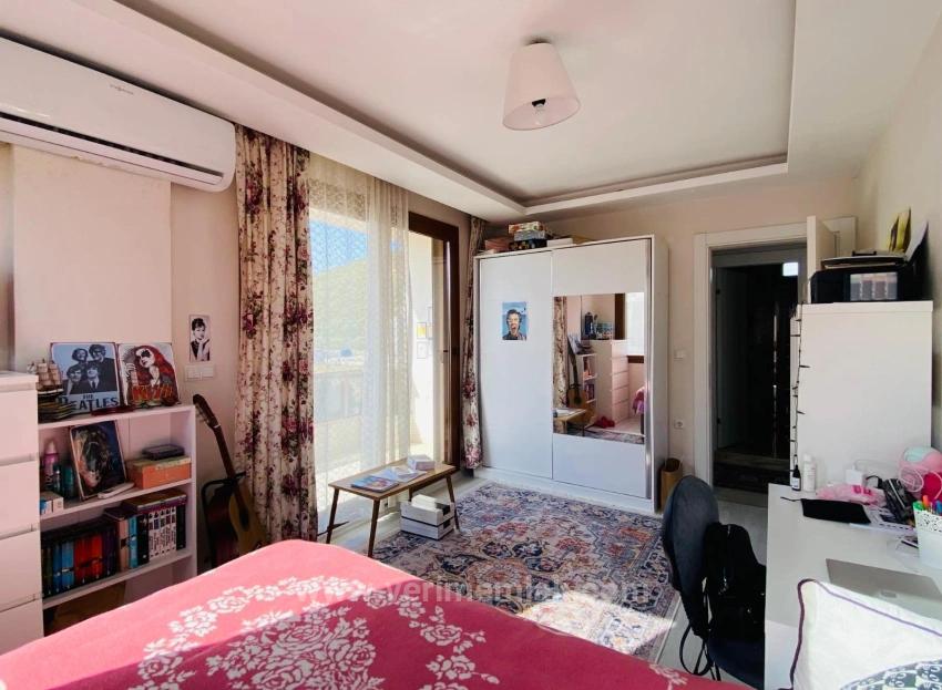 Luxuriöse 3+1-Zimmer-Villa In Einer Bewachten Wohnanlage Mit Swimmingpool, In Meeresnähe, Im Stadtteil Cumhuriyet, Seferihisar!