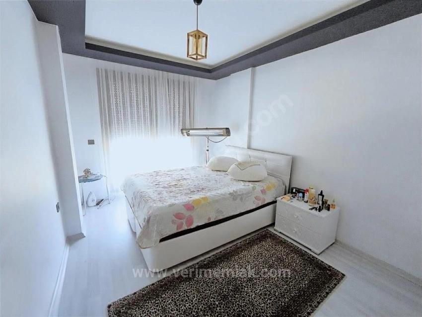 Luxuriöse 3+1-Zimmer-Villa Mit Pool, 850 M Vom Meer Entfernt, In Seferihisar Cumhuriyet, Ohne Zusätzliche Kosten.