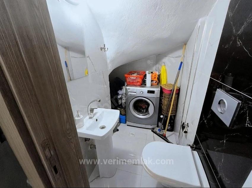 Luxuriöse 3+1-Zimmer-Villa Mit Pool, 850 M Vom Meer Entfernt, In Seferihisar Cumhuriyet, Ohne Zusätzliche Kosten.