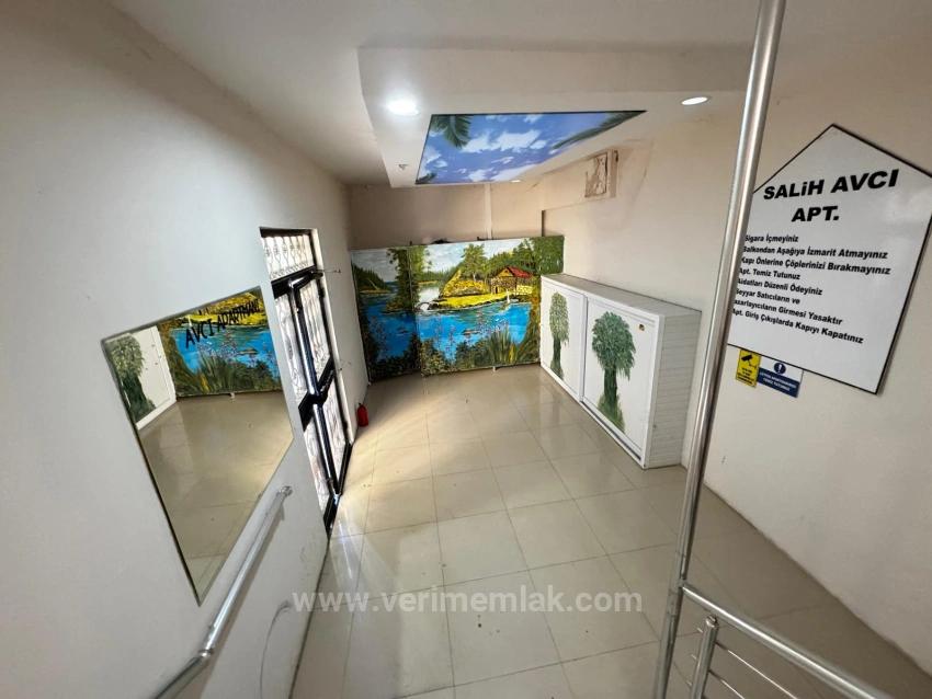 Geräumige 2+1-Wohnung Zum Verkauf In Seferihisar Mersin In Der Nähe Des Meeresgebiets Mit Separater Küche