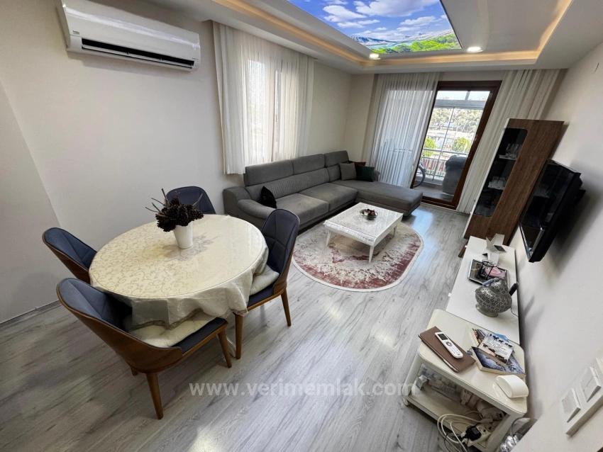 Geräumige 2+1-Wohnung Zum Verkauf In Seferihisar Mersin In Der Nähe Des Meeresgebiets Mit Separater Küche