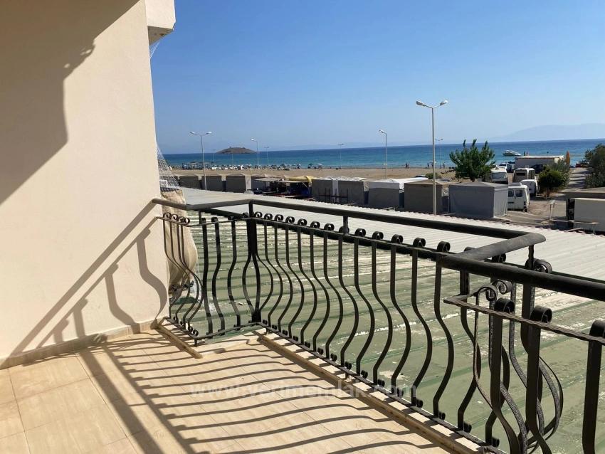 2+1-Wohnung Zum Verkauf Im Viertel Gümüldür Atatürk, Direkt Am Meer, Mit Panoramablick!