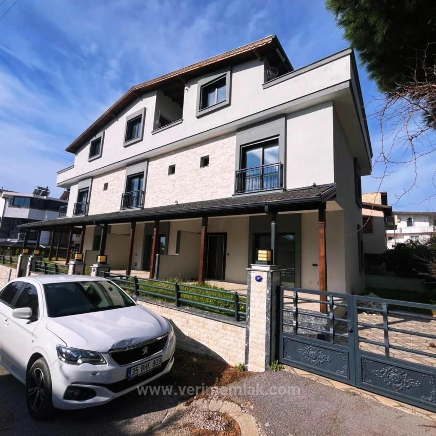 *Eckige, Kostenlose Luxus-3+1-Villa Zum Verkauf Im Viertel Özdere Orta!