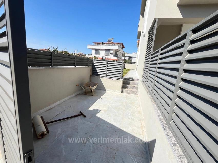 Moderne Architektur, Freistehende Und Luxuriöse 3+1-Zimmer-Villa Mit Großzügigem Garten In Özdere Çukuraltı