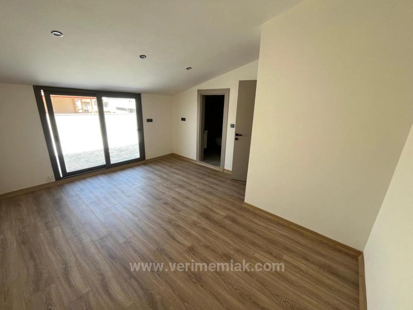 Moderne Architektur, Freistehende Und Luxuriöse 3+1-Zimmer-Villa Mit Großzügigem Garten In Özdere Çukuraltı