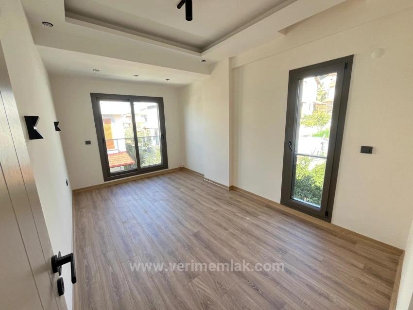 Moderne Architektur, Freistehende Und Luxuriöse 3+1-Zimmer-Villa Mit Großzügigem Garten In Özdere Çukuraltı