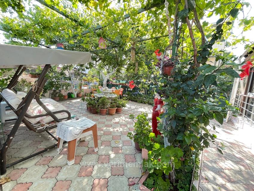 Gartengeschoss Mit Freistehendem Geschmack, Nahe Dem Meer, In Der Gegend Von Seferihisar Mersin! Zu Verkaufen2+1