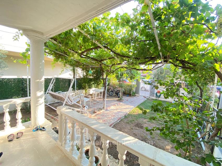 Seferihisar Cumhuriyet Mahallesi, Yıldız Tur Sitesi. 3+1 Wohnung Zum Verkauf, Wo Blau Und Grün Sich Treffen.