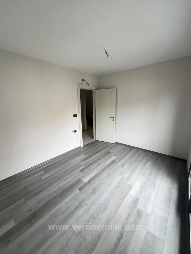 Geeignet Für Sommer- Und Winterleben In Menderes Çukaltı, Nur 350 Meter! 3+1 Moderne Villa Zu Verkaufen